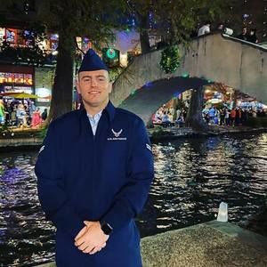 Meet your Posher, Joshua